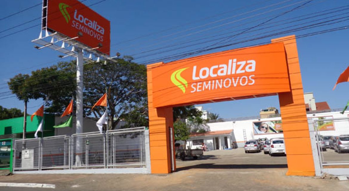 Localiza - Placas Leo